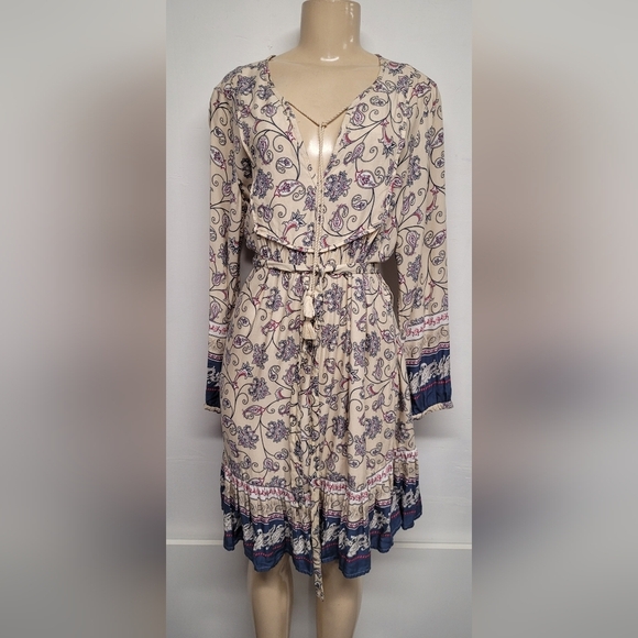 Time and Tru Dresses & Skirts - Time And Tru Tunic Style Dress Tie Front Tassels Paisley L 12 14 Rayon Belted